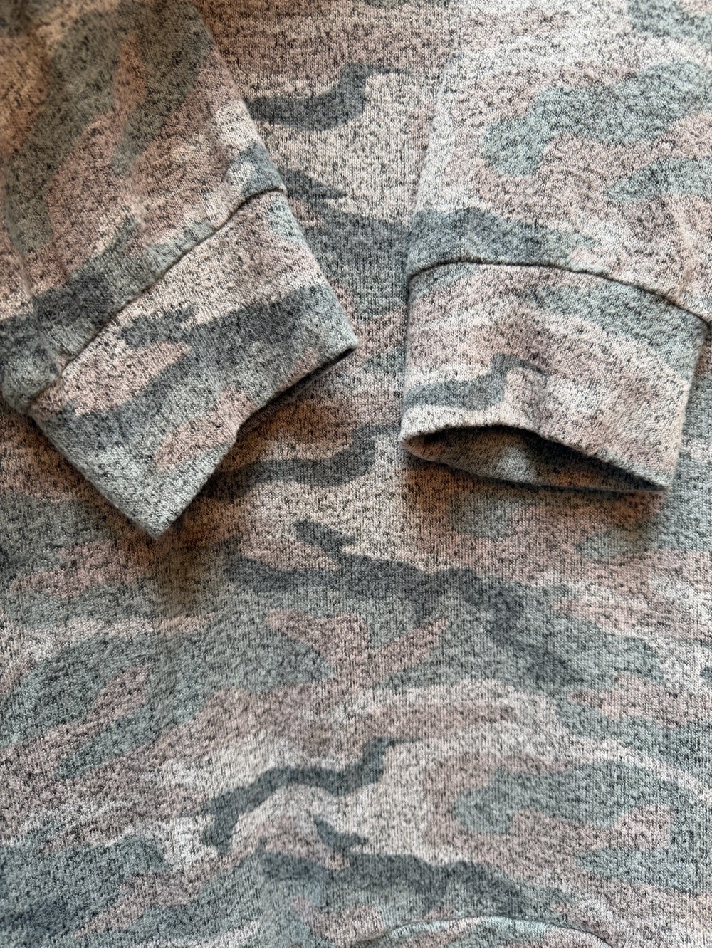 Market & Spruce Heathered Pink and Gray Knit Top - Picture 3 of 11